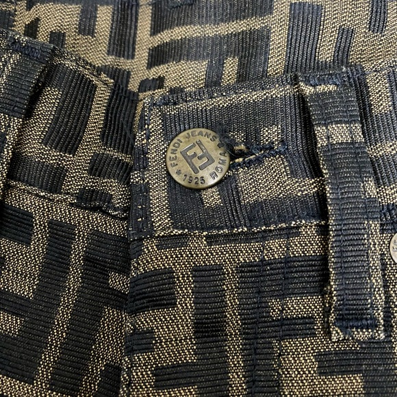 SOLD❤️ Fendi Monogram pants - Picture 4 of 6